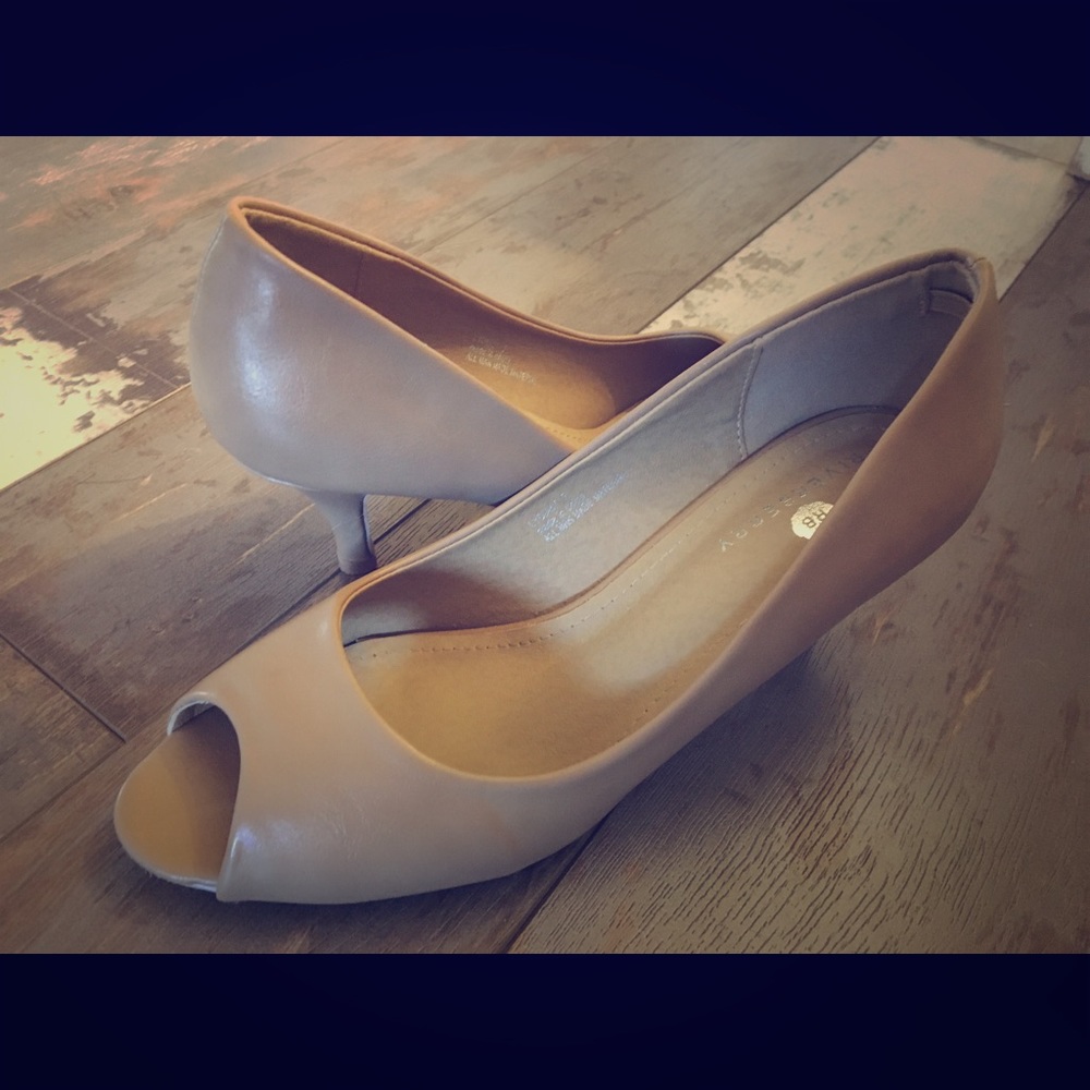 Nude heels